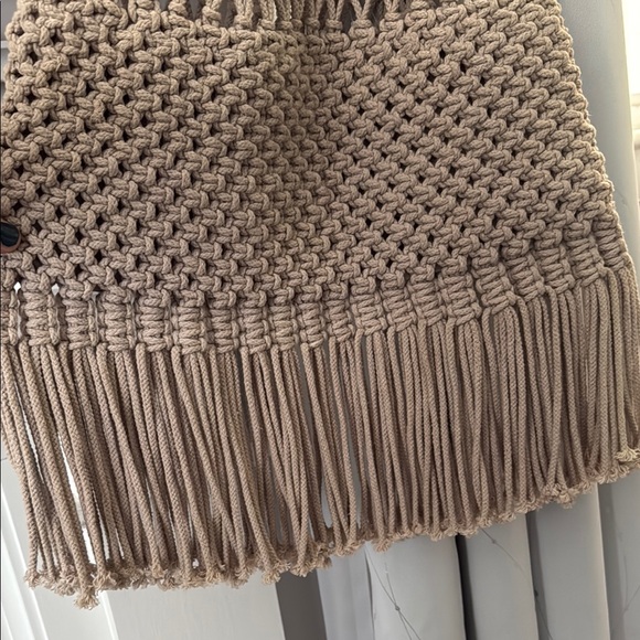 La Regale Tan Macrame Shoulder Bag with Fringe Detail - Picture 2 of 12